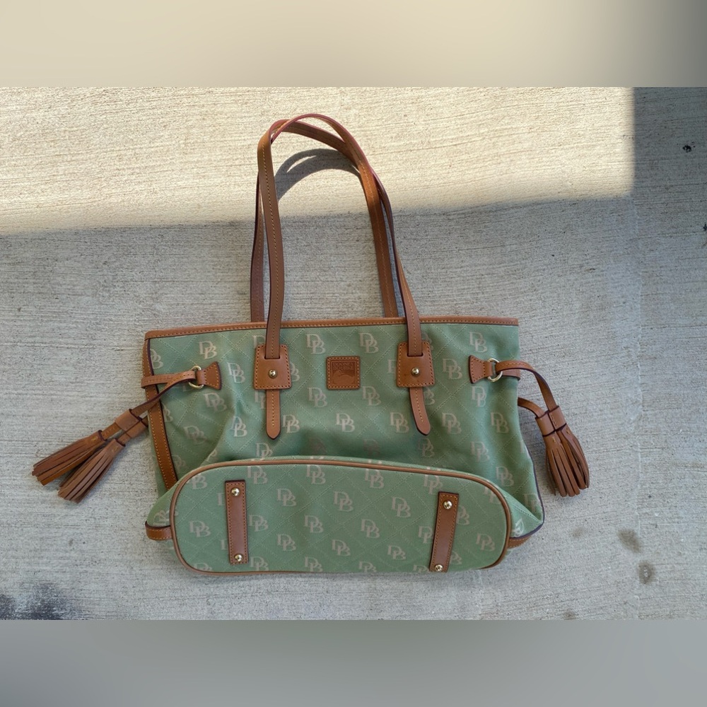 Dooney & Bourke Max Quilt Charleston/Gretta Tote Bag Purse